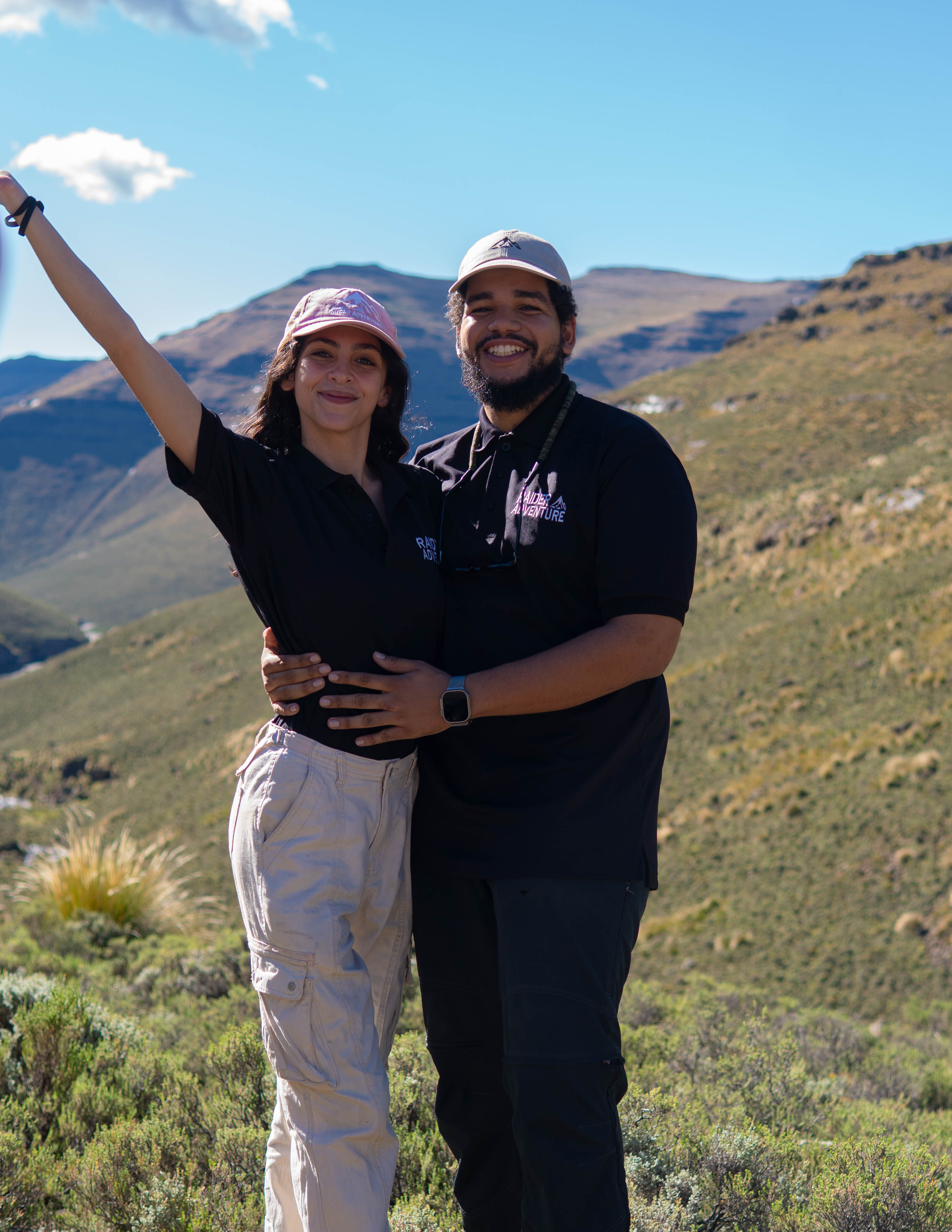 Peyton vezasie on left