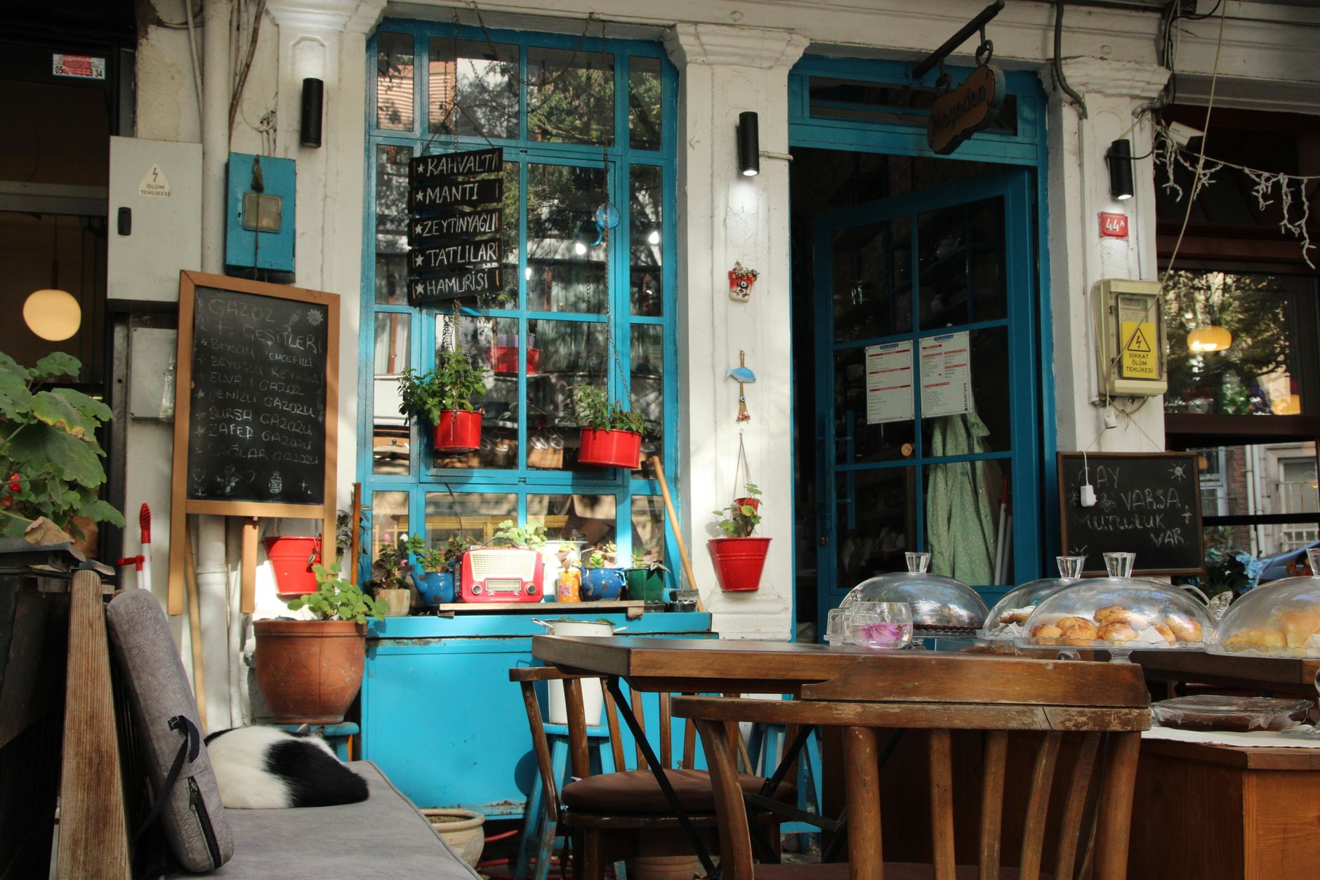 The bakehouse counter