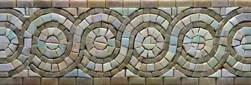Stone Guilloche mosaic border, Pearl and stone, hand-cut — reference H-35, Mosaiclegs Art Studio