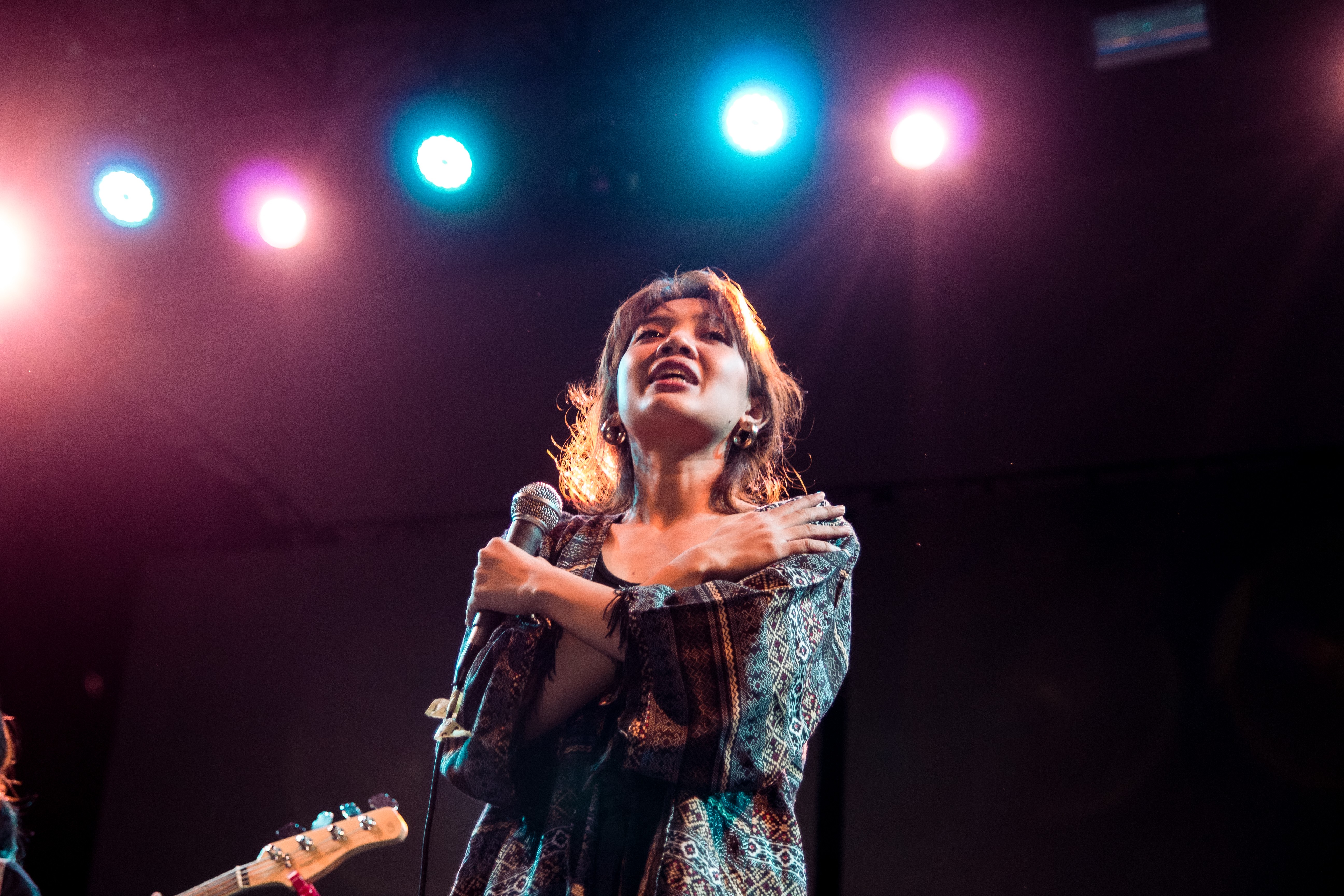 Vocalist of Layung Temaram, Perform at Road to Soundrenaline Surabaya