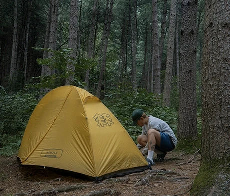 Installer tente de camping