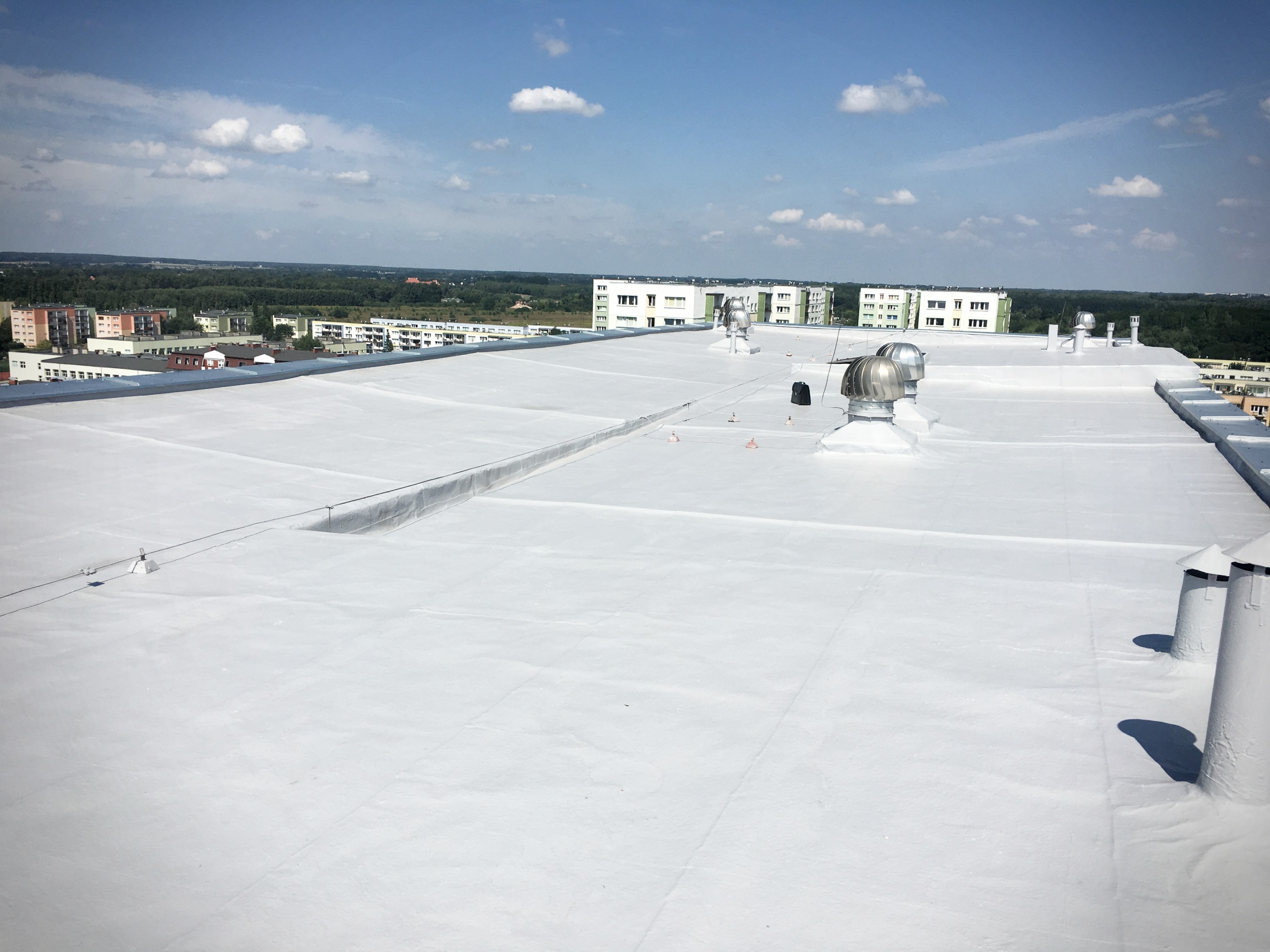 Dach o durzej powierzchni