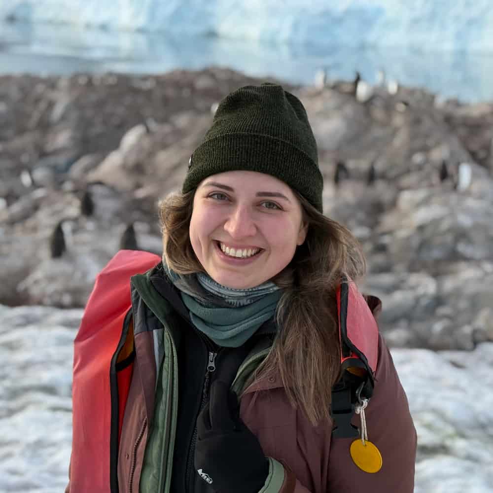 Headshot photo of Catherine Grabar