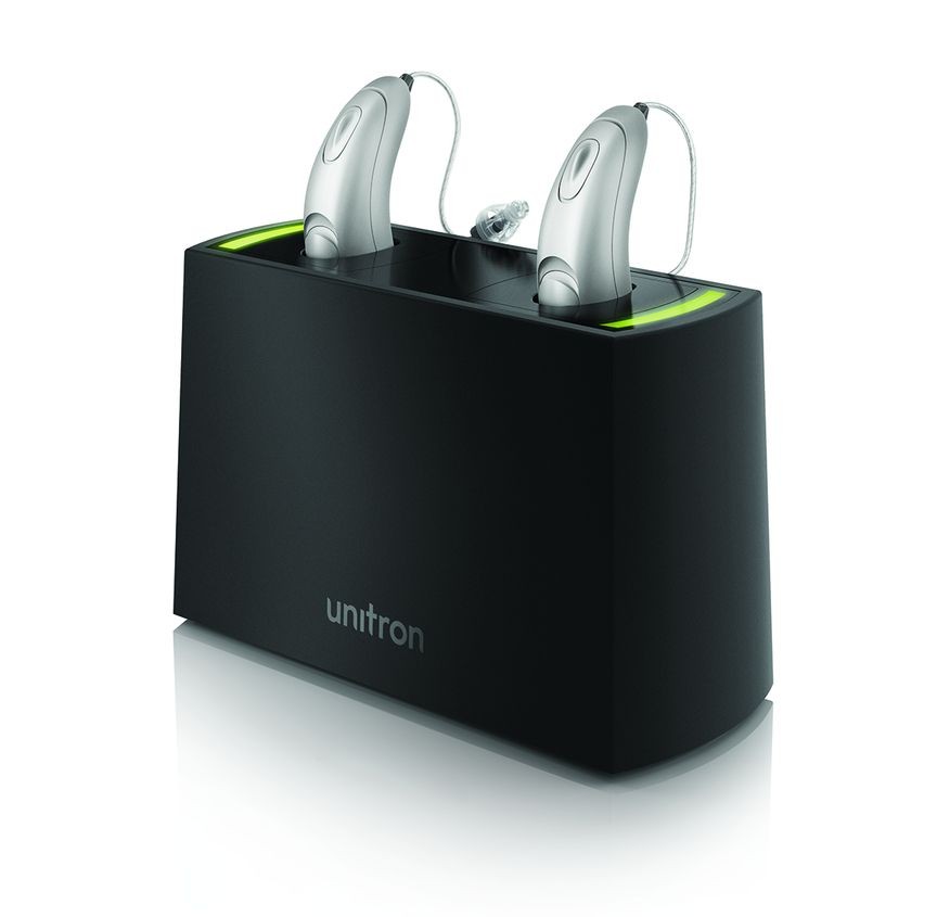 Rechargeable hearing aids with charging dock