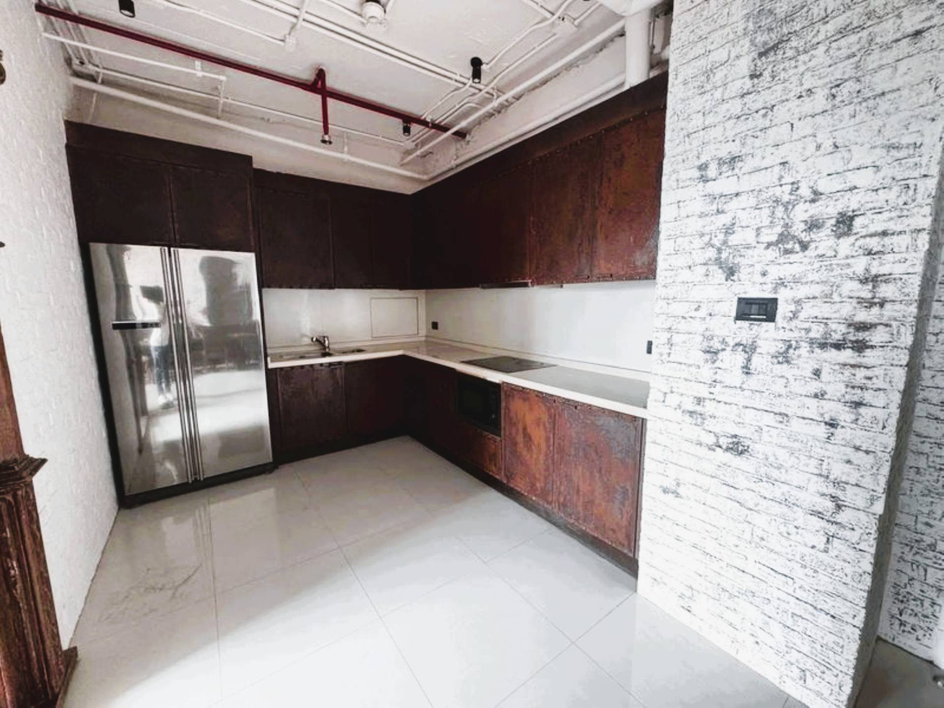 Aguston Sukhumvit 22 3 Bedroom Pet-Friendly Loft 2