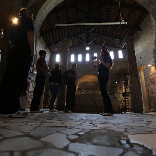 地穴与地下墓穴