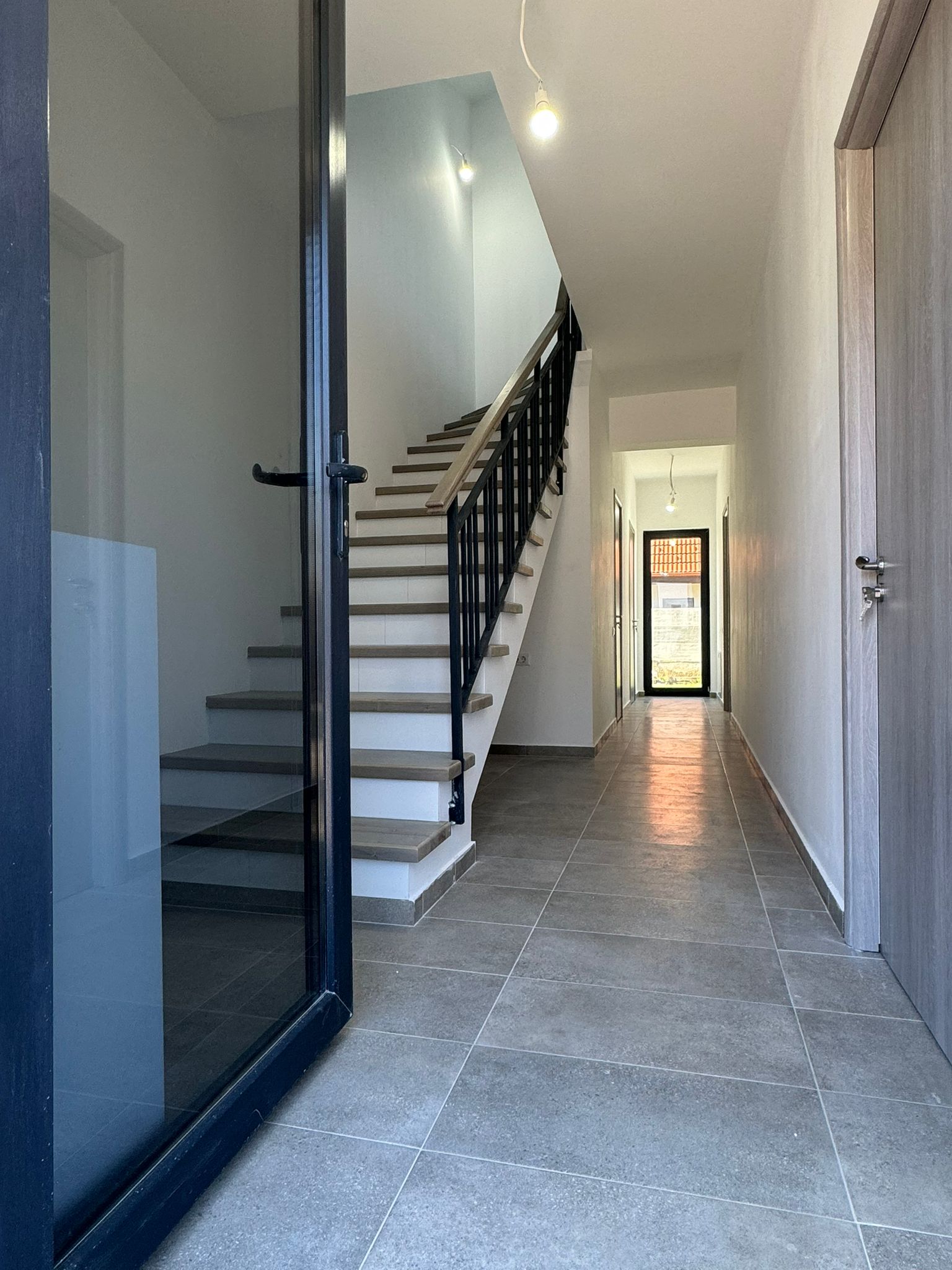 Intrare Duplex Complexul Case Verzi Corbeanca