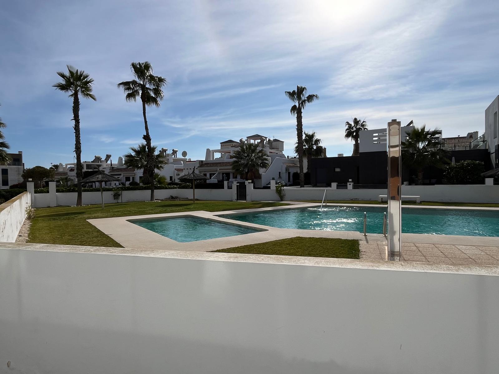 Rez de chaussée moderne Villamartin (Orihuela costa") — 13