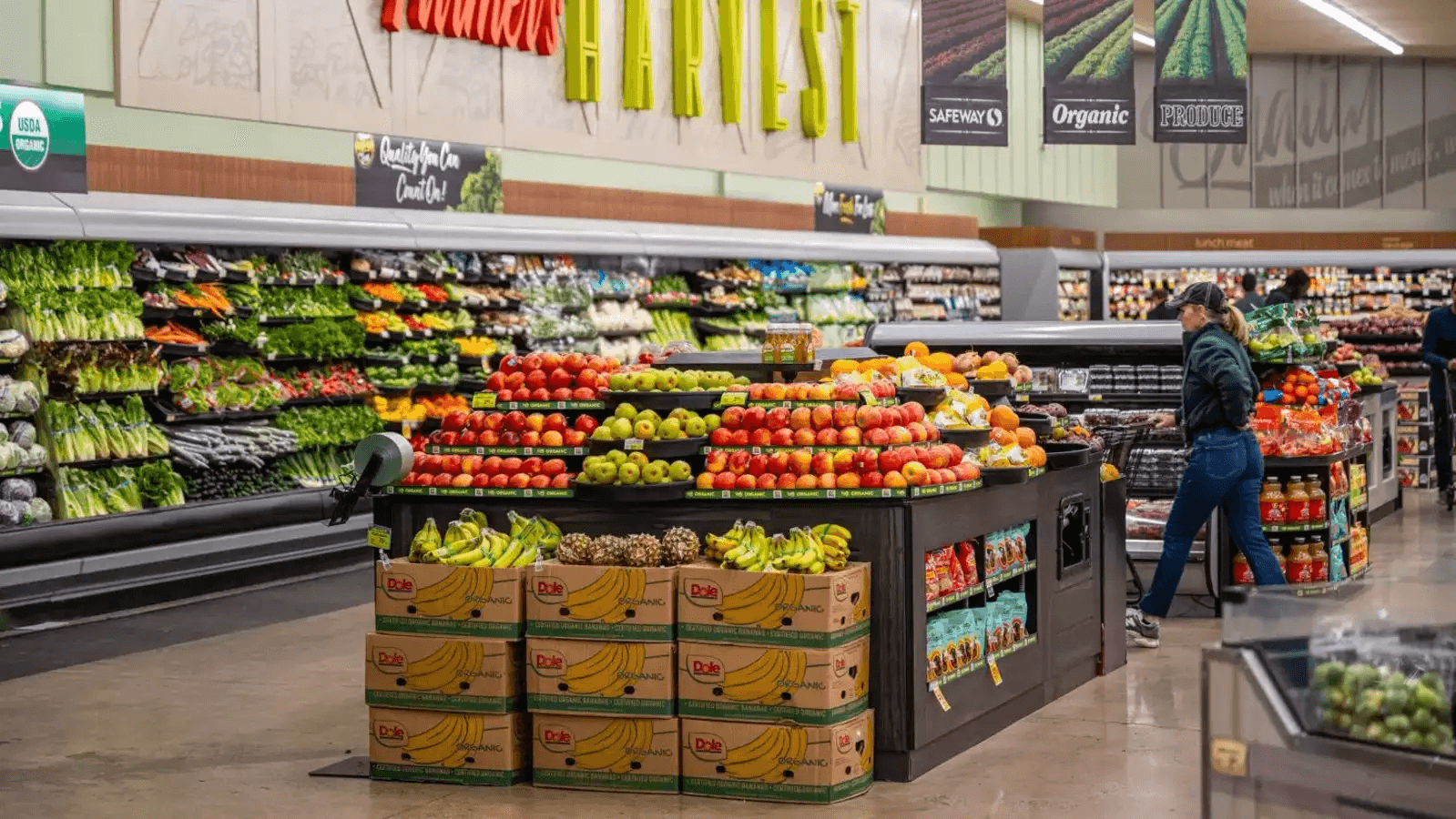 A new grocery store opens