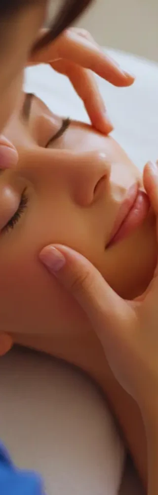 Masaż Korugi w Rzeszowie – koreańska technika modelowania twarzy w Belleza Beauty