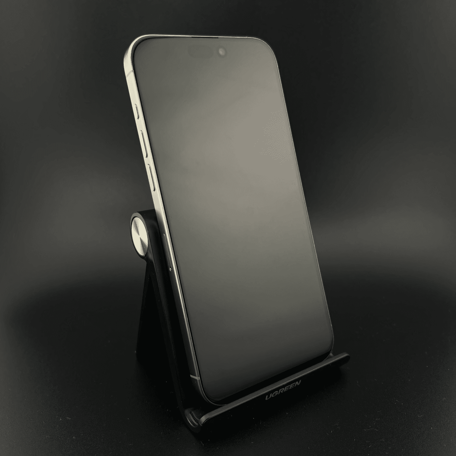 Écran du iPhone 15 Pro Max en excellent état