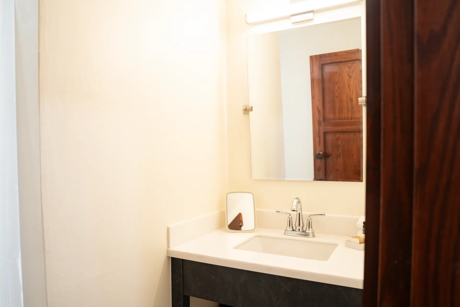 Bathroom vanity and mirror