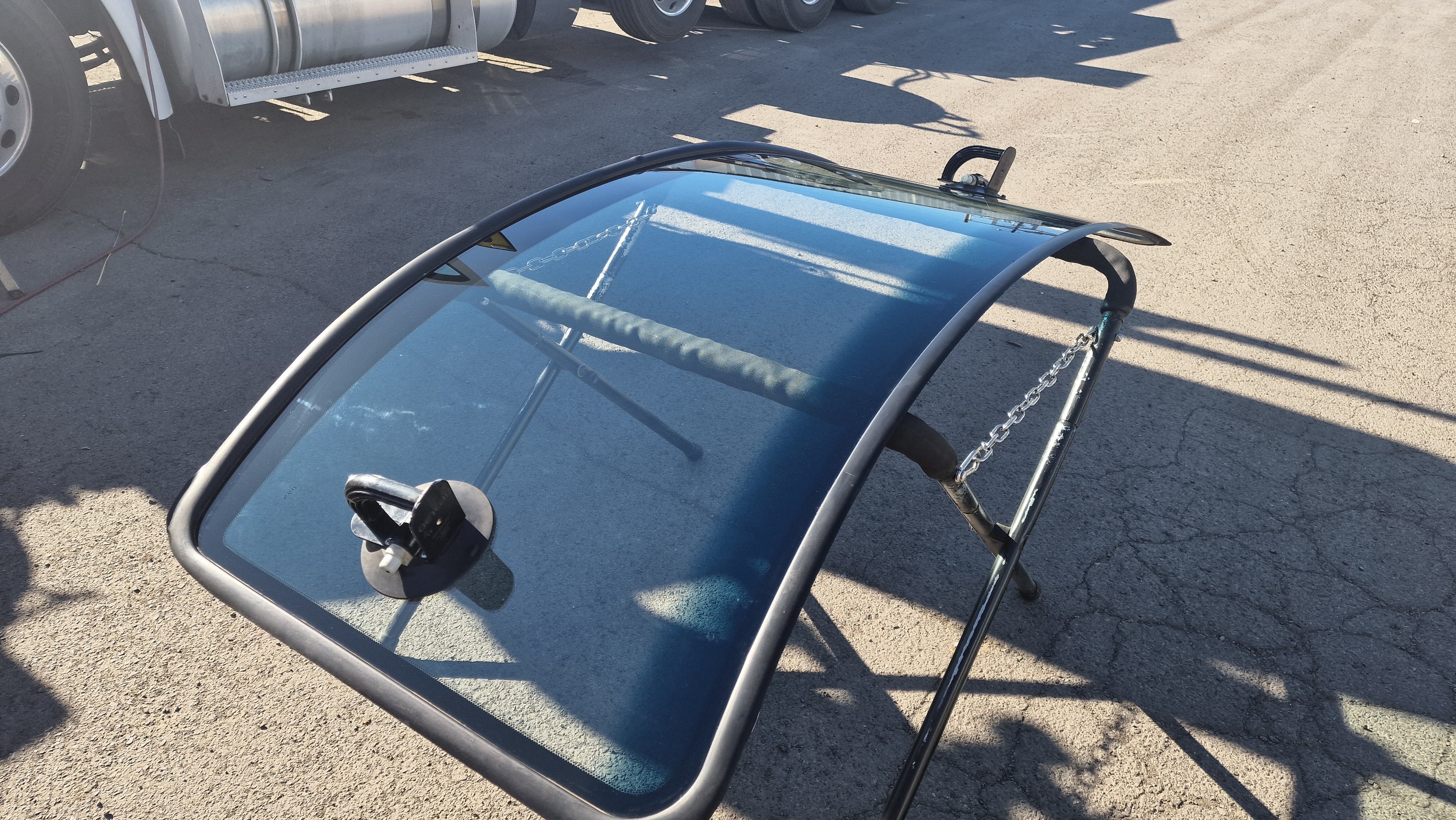 Mobile Glass Repair - Windshield Replacement