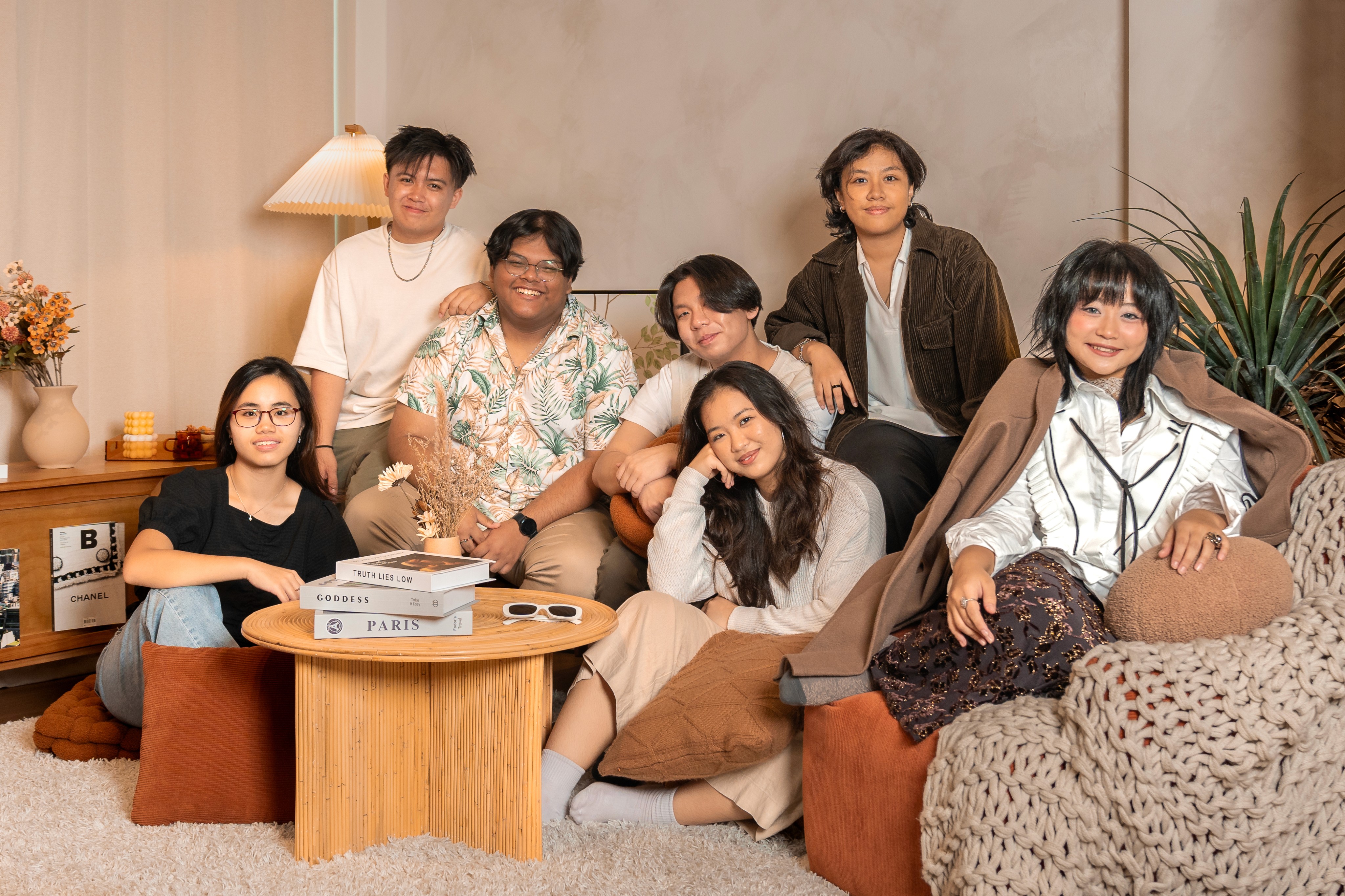 Group photo of the AKAR CO. family, featuring Co-founders Afiqah and Geraldine, and artists I.H, aküma, Lana Lajarca, and Clara K.