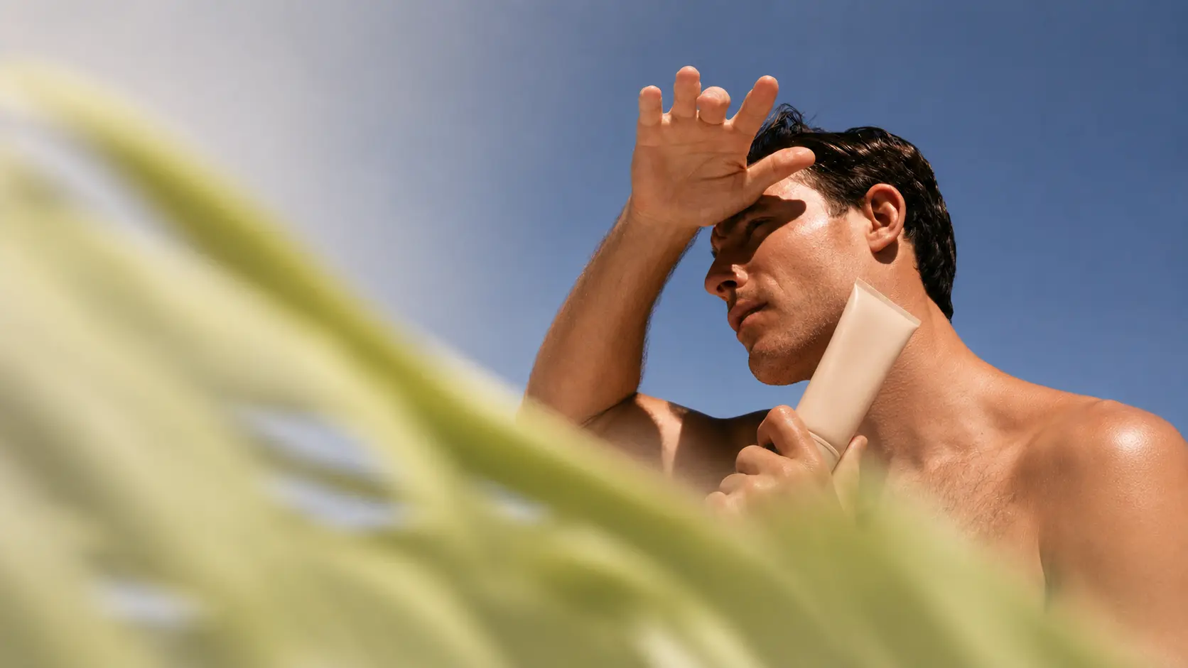 Man holding a cream