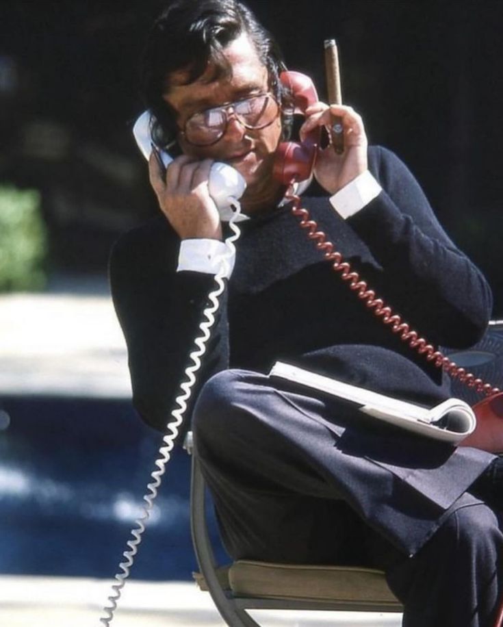 Coach explaining stuff to an athlete