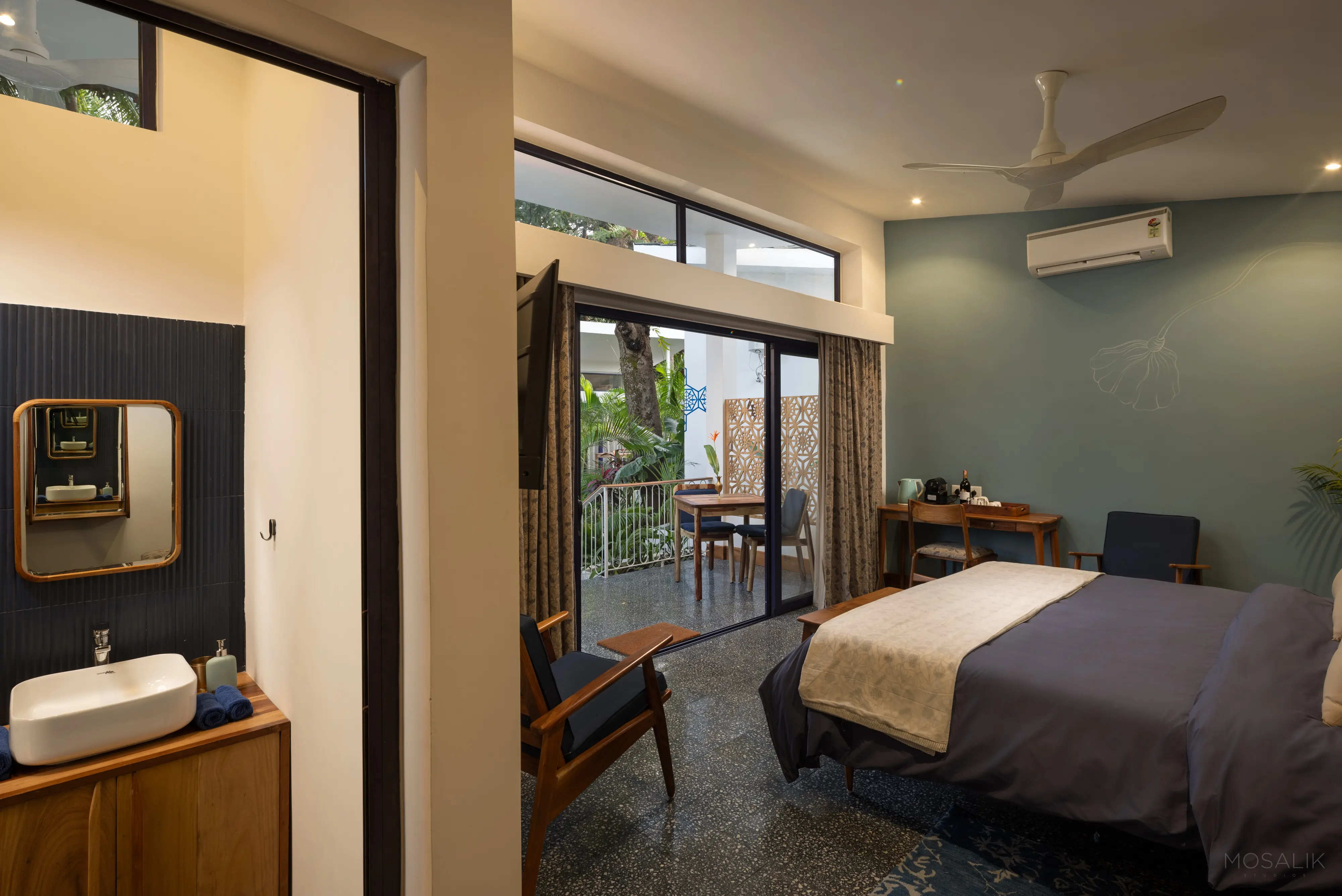 Room Four at Jaali Blue — vanity corner of the room
