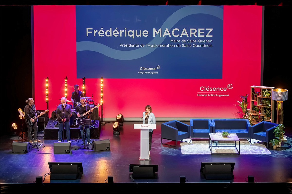 Discours frederique Macarez sur scène lors d’une convention Clésence — photographe événementiel Lille | Anteale Yann Manac’h 2025