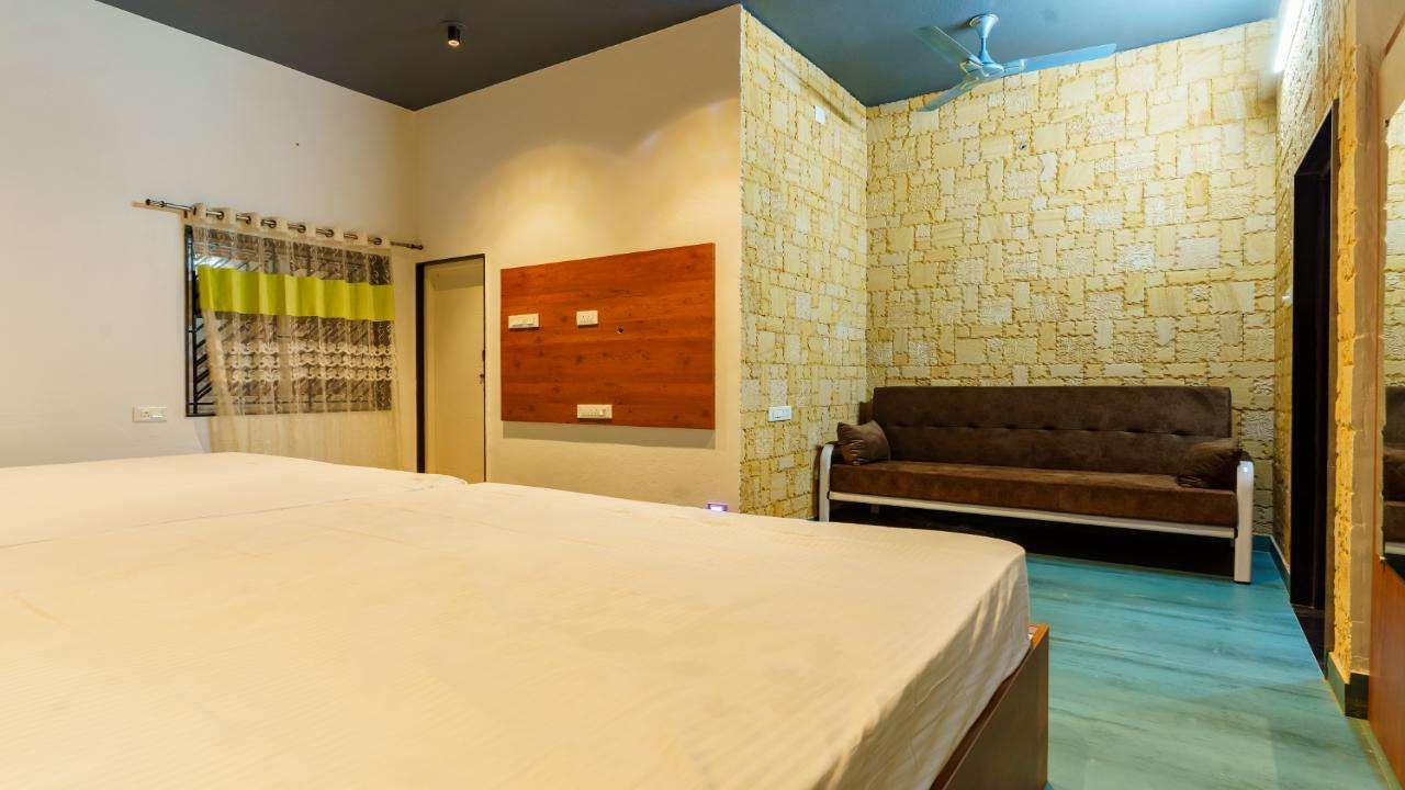 Serene Villa Bedroom 1