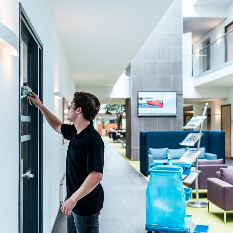 Vacature-advertentie van PCH Dienstengroep