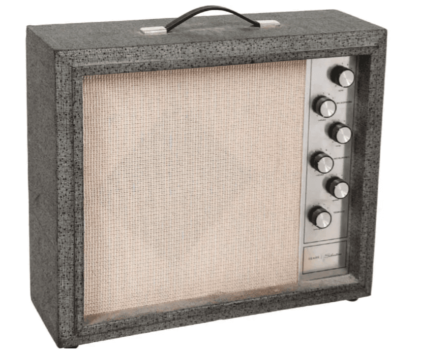 A Silvertone 1482 Amp