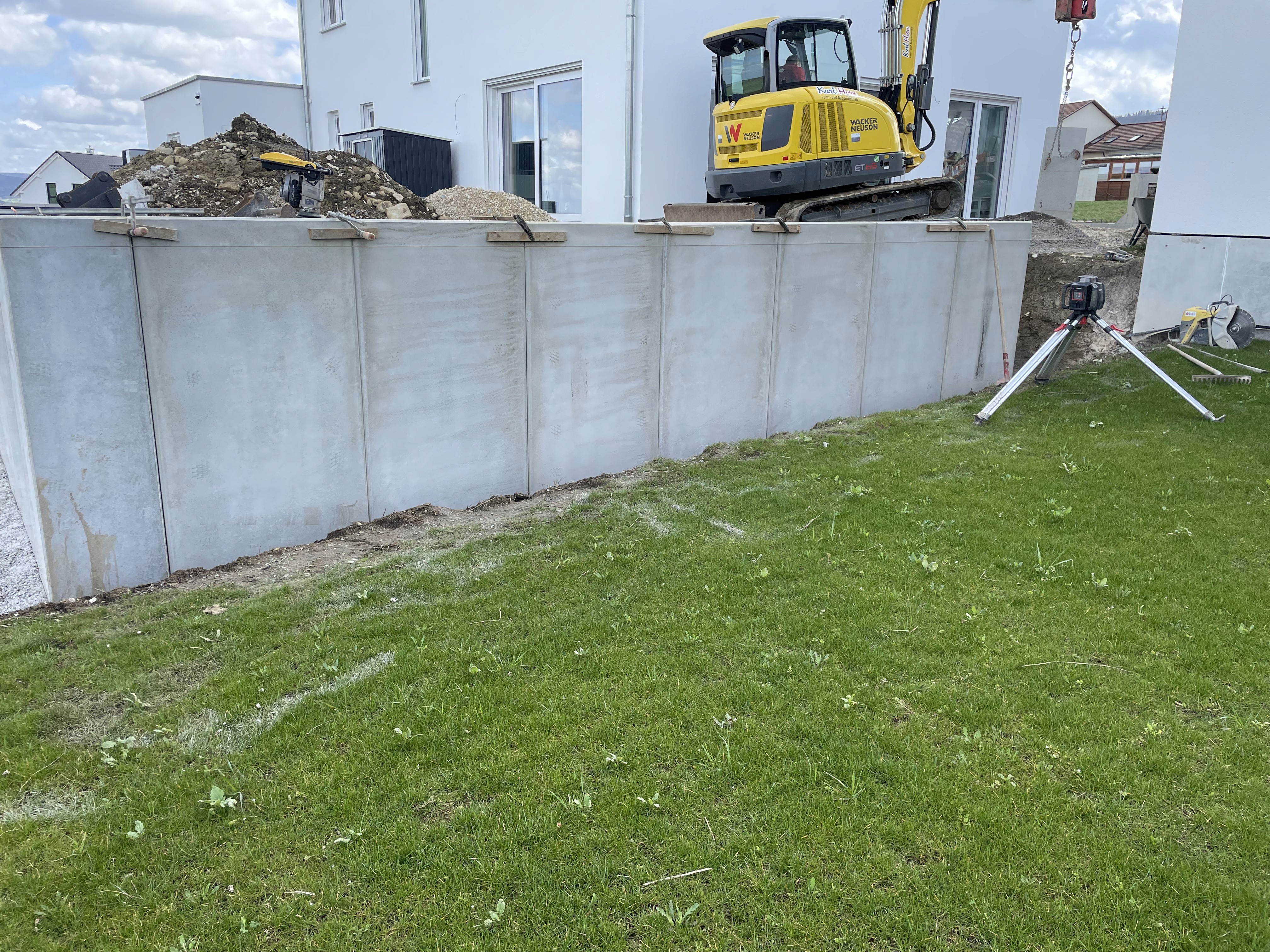 Bagger und Transporter