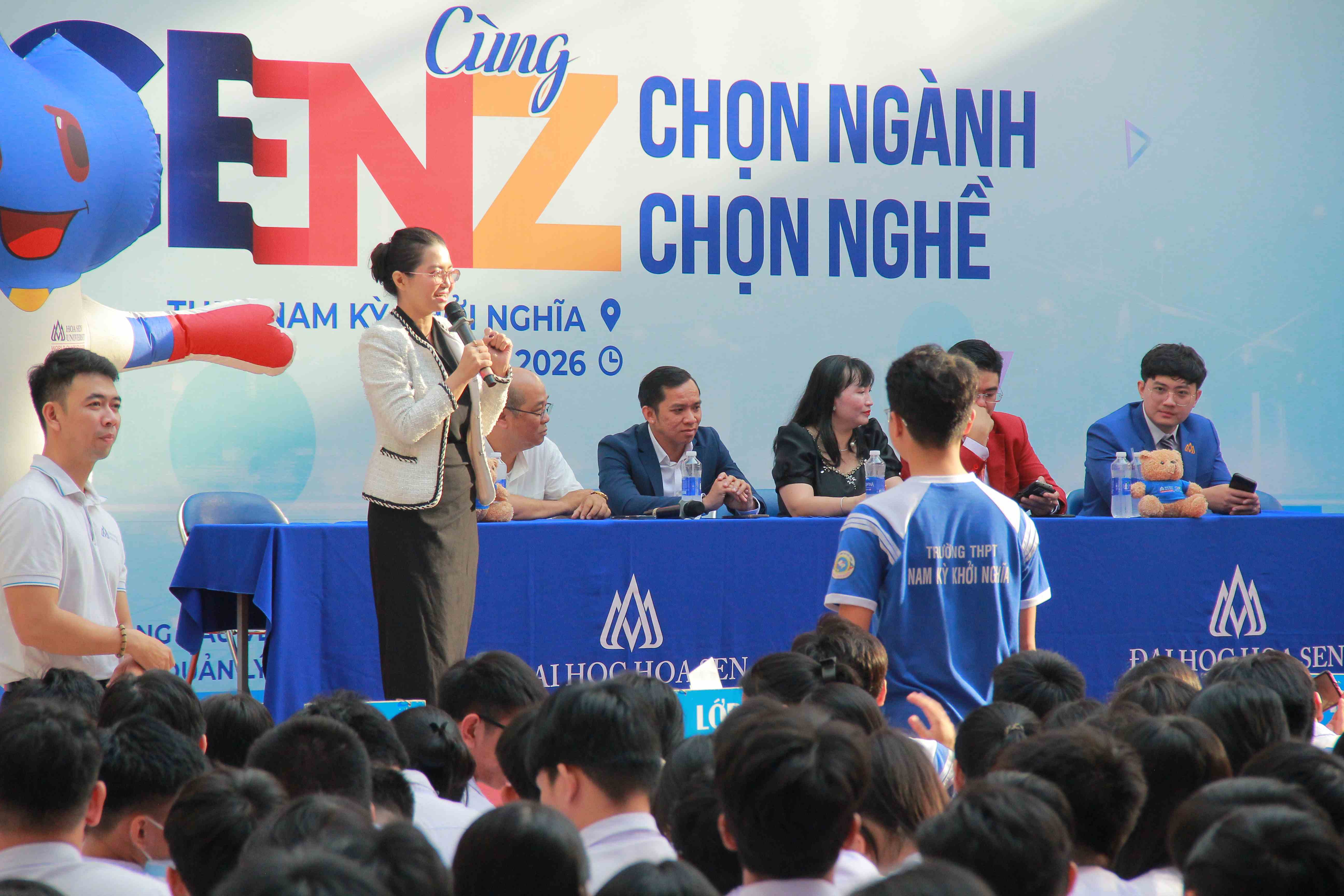 Chọn ngành không mông lung: HSU Tour đến với THPT Nam Kỳ Khởi Nghĩa