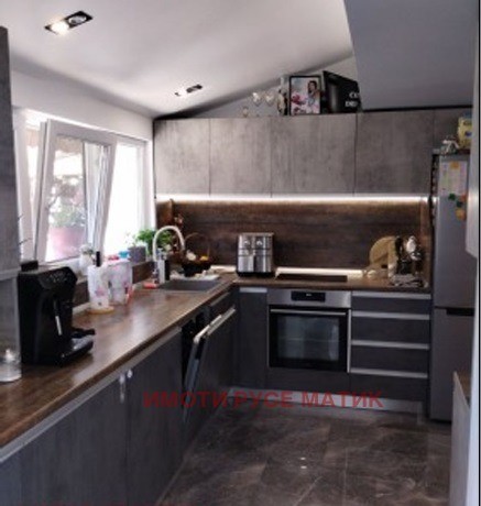 Кухня в къща в Басаробо, Русе