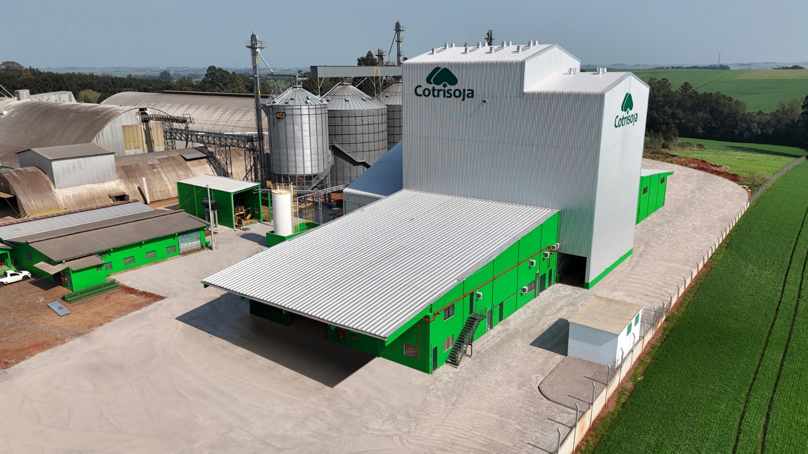 gray vehicle passing on road