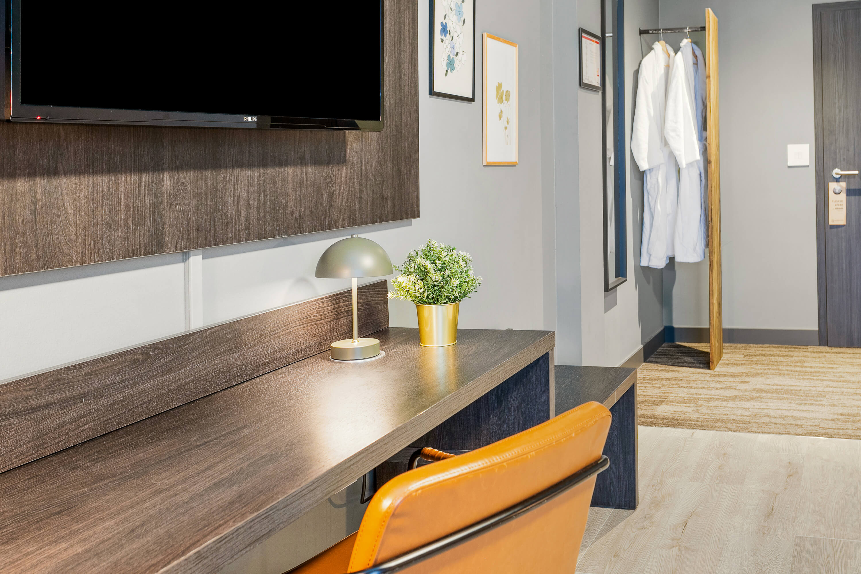 Tveggja manna herbergi á Konvin Hotel