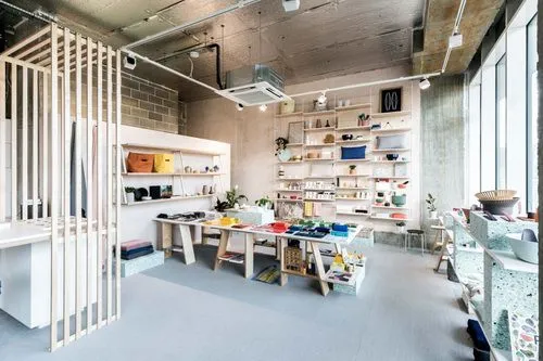 BW Design Centre 是一支擁有16年豐富經驗的專業設計團隊,我們專注於社區設計,致力打造更好社區環境。我們的服務涵蓋多個領域,包括醫療安老、教育空間、NGO非牟利組織、藝術設計、宗教團體、社區美化,以及環保ESG項目。我們透過專業工程和設計方案,從初步概念到完整執行,提供一站式服務,幫助客戶提升品牌形象,實現空間轉型,優化您的社區空間!無論是改善社區設施或推動可持續發展,我們都以創新和實用為本,確保每個項目都帶來實質價值。