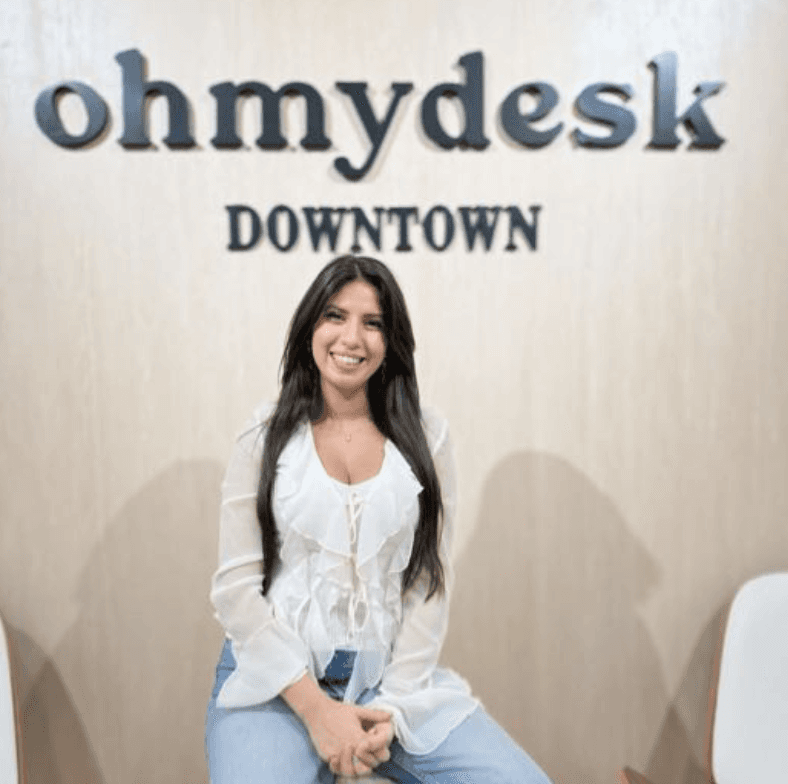 Team downtown girl