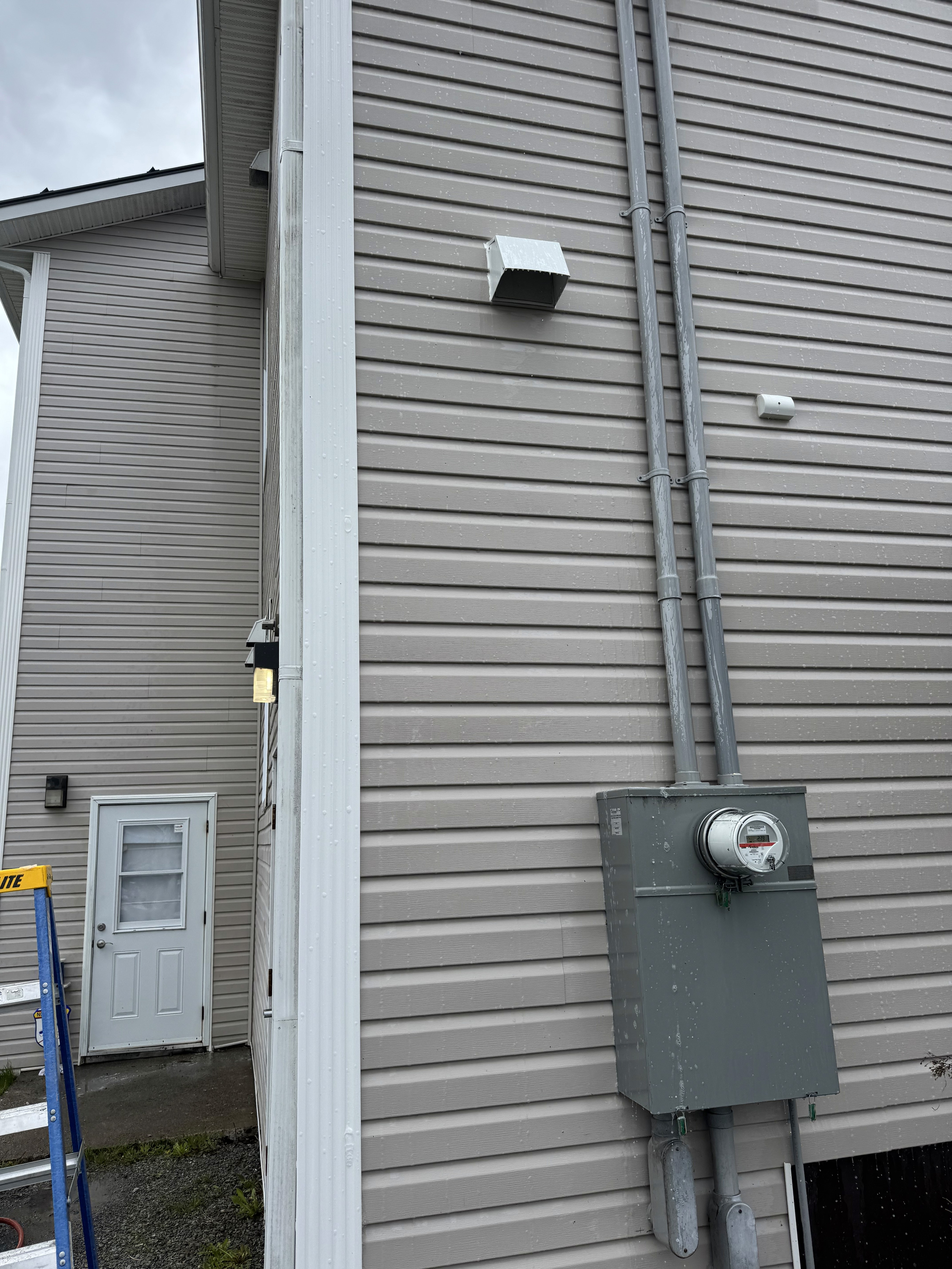 Pressure washing transformation photo