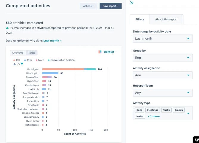 Clario cashflow overview card displaying income and expense trends over the past 7 days with a line chart.