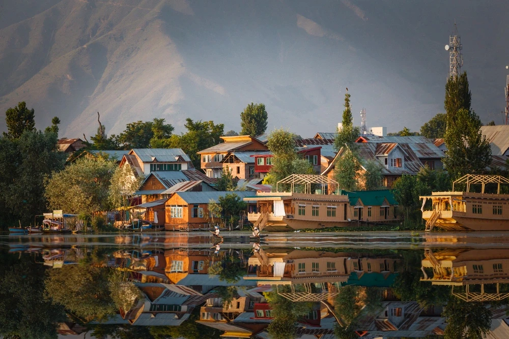 Lakeside houses reflection view
