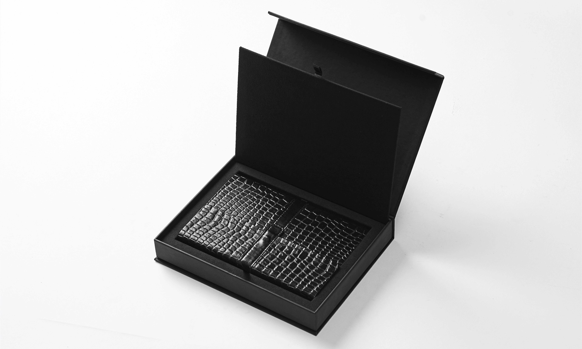 Executive vault duo gift set with credit card and journal