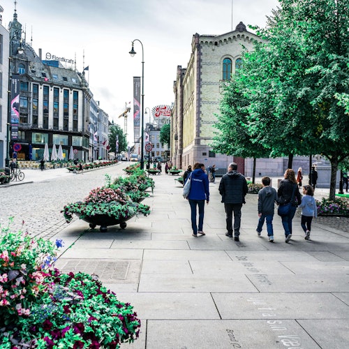 Прогулка по улице Карл Йоханс гате.