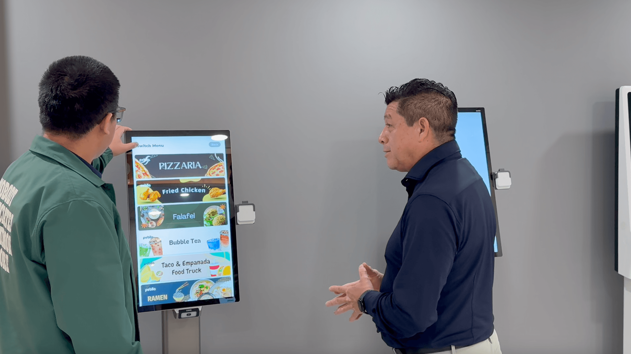 peblla-kiosk-ordering