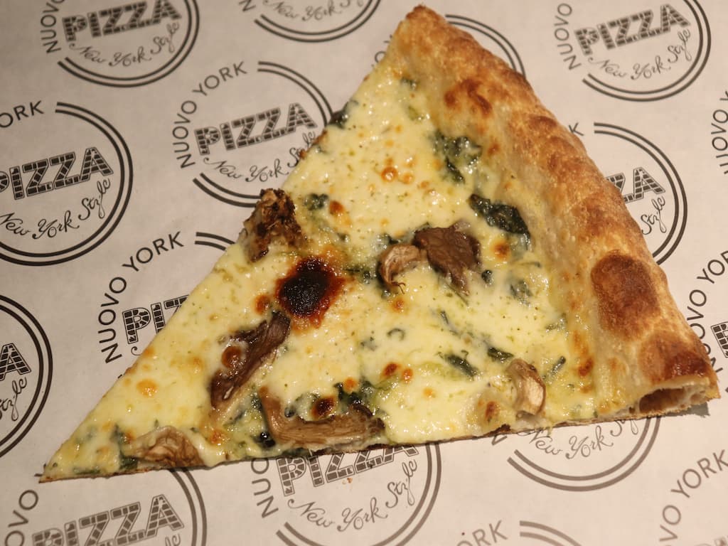 Spinach Mushroom Slice