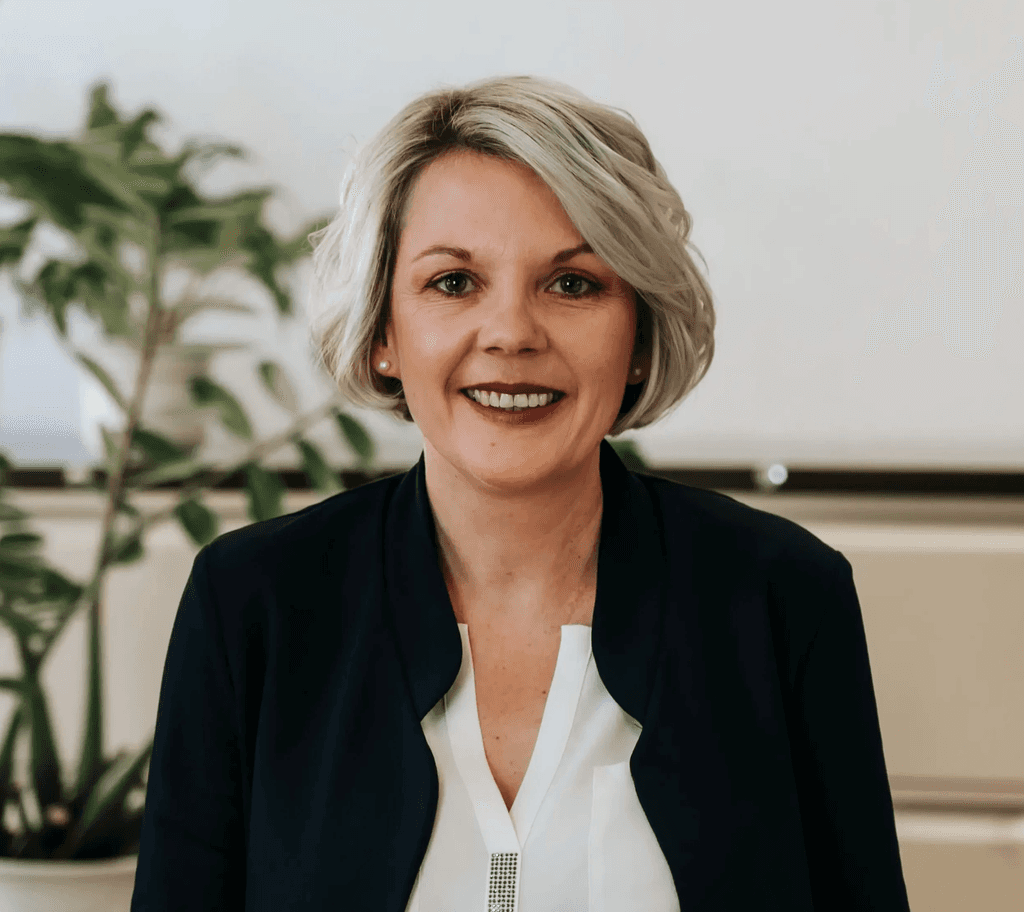 Foto von Rechtsanwältin Katja Popp.