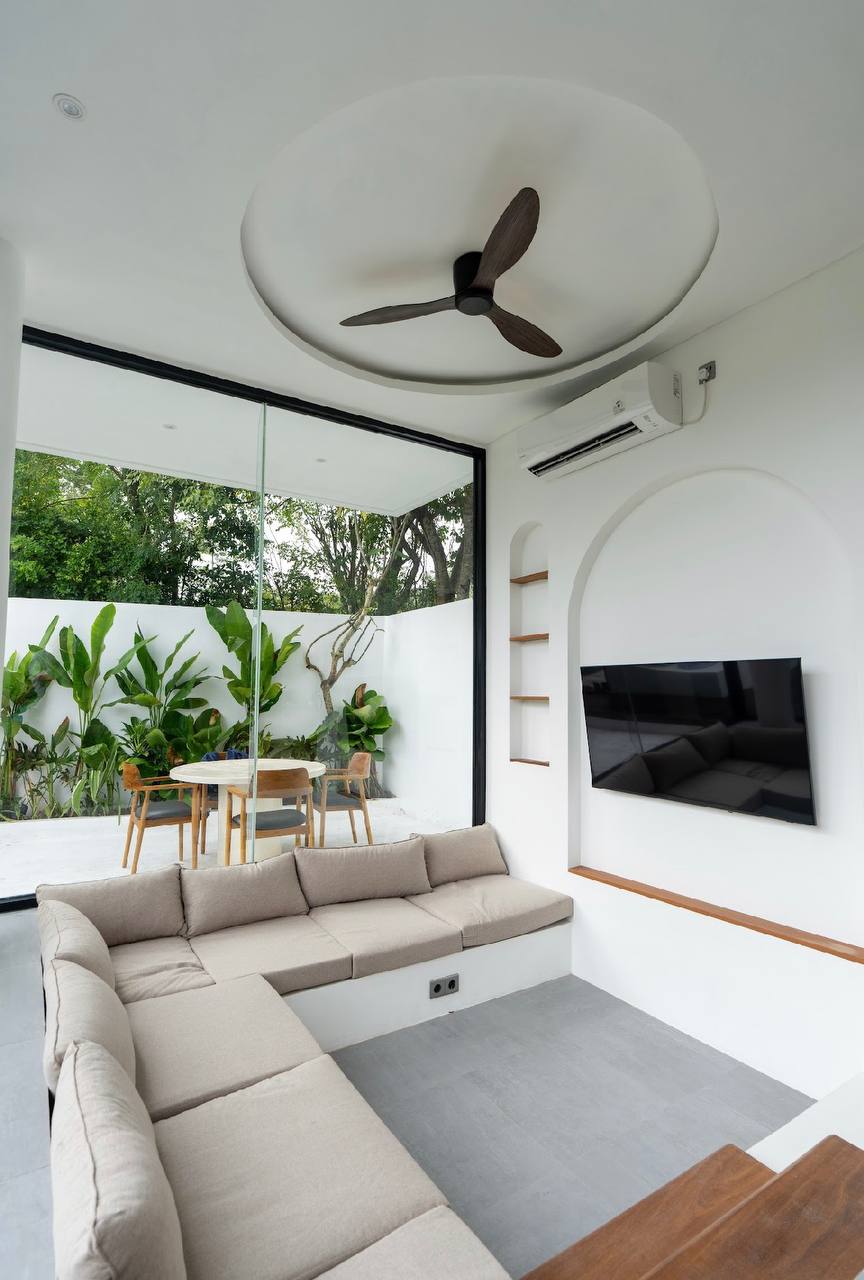 A new 3-bedroom villa in Bingin, the last available unit in a boutique complex, located only 2 minutes from Bingin Beach