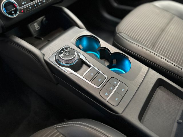 FORD Kuga 2022 RED Gebrauchtwagen - Galeriebild 16