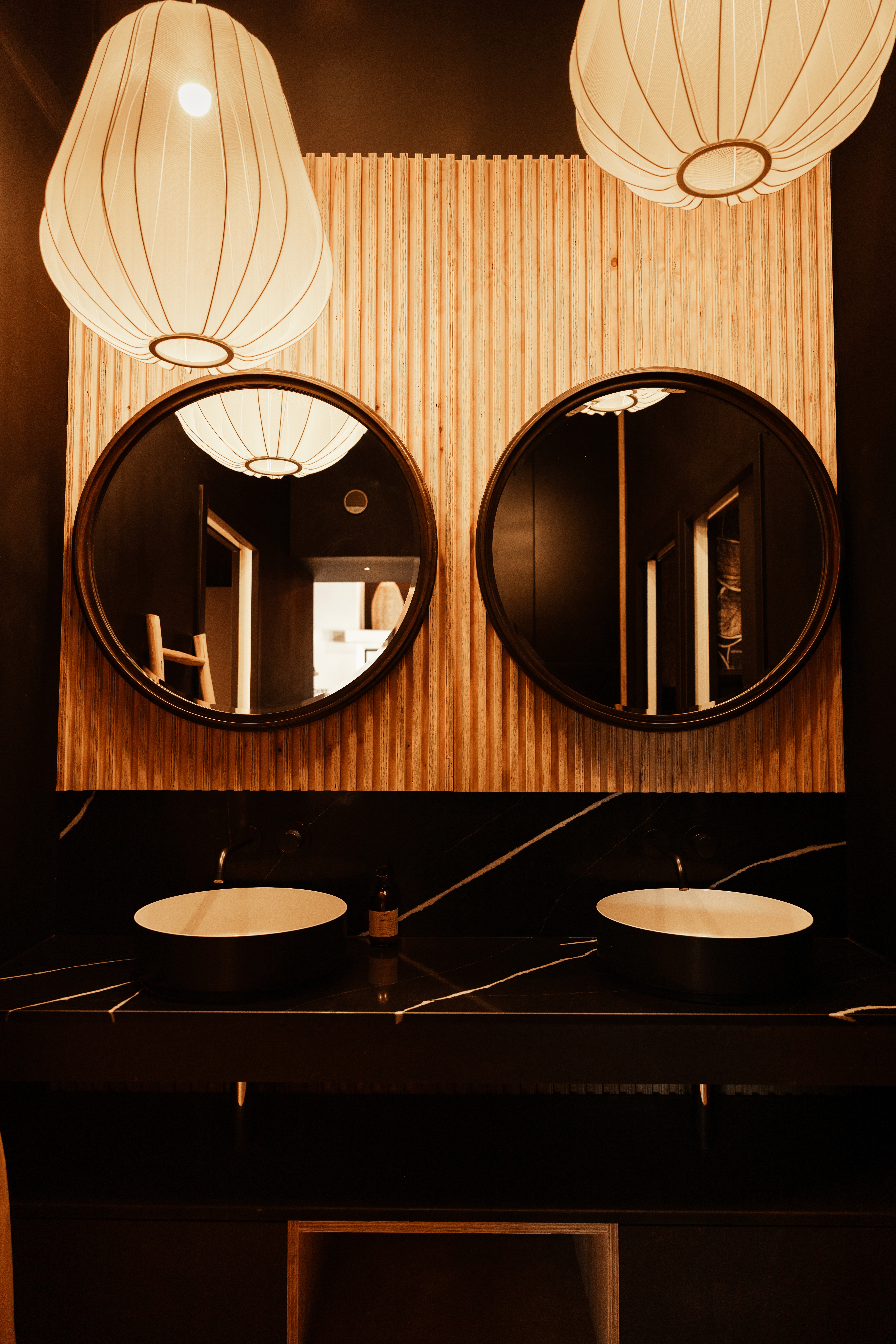 showroom architecture intérieure, showroom matériaux, showroom design, matériauthèque, espace inspiration, showroom décoration, showroom mobilier, architecture intérieure Montpellier, agence d’architecture, design d’intérieur, espace de conseil, projet clé en main, expérience client, showroom haut de gamme.  showroom Montpellier, matériauthèque Montpellier, showroom architecture Montpellier, showroom décoration Montpellier, showroom mobilier Montpellier, agence d’architecture Montpellier, architecte d’intérieur Montpellier, espace d’inspiration Montpellier, showroom Hérault, design intérieur Montpellier.  300 m² d’exposition, espace d’exposition, showroom de 300 m², parcours client, espace immersif, expérience showroom, lieu de découverte, univers matériaux, espace conseil, accompagnement personnalisé, lieu d’inspiration, espace professionnel, concept store architecture.  architecture biophilique, végétalisation intérieure, jardin intérieur, patio intérieur, cactus géants, paysage intérieur, nature dans l’architecture, design biophilique, connexion au vivant, bien-être au travail, espace apaisant, architecture sensorielle.  espace inspiration, lieu de création, univers créatif, showroom expérientiel, immersion architecturale, découverte des matériaux, parcours client immersif, expérience sensorielle, design émotionnel, architecture du bien-être, lieu d’échange et de conception.  matériauthèque, bibliothèque de matériaux, échantillons matériaux, palette de matières, textures et matières, matériaux naturels, matériaux nobles, matériaux durables, finitions architecturales, matériaux haut de gamme, sélection de matériaux, conseil matériaux.  bois naturel, pierre naturelle, travertin, marbre véritable, céramique, zelliges, terrazzo, métal, textiles d’ameublement, matériaux authentiques, matériaux premium, matières décoratives, finitions sur mesure.  architecture intérieure, décoration intérieure, design d’espace, projet résidentiel, rénovation haut de gamme, construction neuve, habitat d’exception, conception sur mesure, architecture contemporaine, aménagement intérieur personnalisé.  mobilier sur mesure, mobilier design, agencement personnalisé, mobilier intégré, rangements sur mesure, menuiserie sur mesure, design fonctionnel, optimisation des espaces, architecture intérieure haut de gamme, détail architectural.  moodboard, planche tendance, direction artistique, harmonie des matières, choix des couleurs, ambiance intérieure, identité du projet, décoration sur mesure, personnalisation des espaces, cohérence architecturale, design global.  accompagnement client, conseil en architecture intérieure, conseil décoration, choix des matériaux, sélection du mobilier, accompagnement de projet, expertise architecturale, expérience personnalisée, conception collaborative, suivi de projet.  artisanat, savoir-faire, fabrication locale, artisans partenaires, excellence des finitions, détail architectural, qualité des matériaux, design raffiné, architecture responsable, circuits courts, création sur mesure.  architecte Montpellier, architecte d’intérieur Montpellier, showroom architecture Montpellier, showroom décoration Montpellier, matériauthèque Montpellier, rénovation haut de gamme Montpellier, agence d’architecture Montpellier, architecte Hérault.  architecte Nîmes, architecte d’intérieur Nîmes, showroom matériaux Nîmes, showroom décoration Nîmes, agence d’architecture Nîmes, architecte Gard.  architecte Perpignan, architecte d’intérieur Perpignan, showroom matériaux Perpignan, showroom décoration Perpignan, agence d’architecture Perpignan, architecte Pyrénées-Orientales.  architecte Occitanie, showroom architecture intérieure, matériauthèque de 300 m², showroom matériaux et mobilier, espace inspiration, architecture biophilique, jardin intérieur, cactus géants, architecture intérieure et décoration, matériaux nobles, conseil en matériaux, accompagnement personnalisé, choix des finitions, design d’intérieur haut de gamme, showroom Montpellier, expérience client immersive, rénovation haut de gamme, habitat d’exception, agence d’architecture Montpellier, concept store architecture et design, sélection de matériaux sur mesure, espace de création et d’inspiration.
