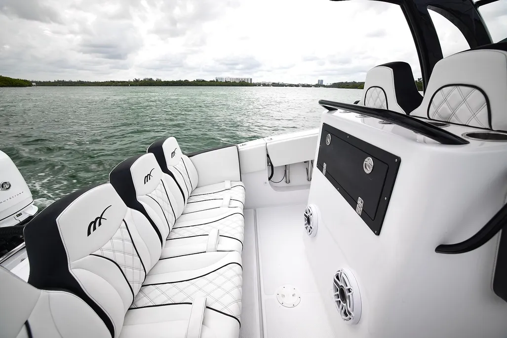Boat thumbnail 16