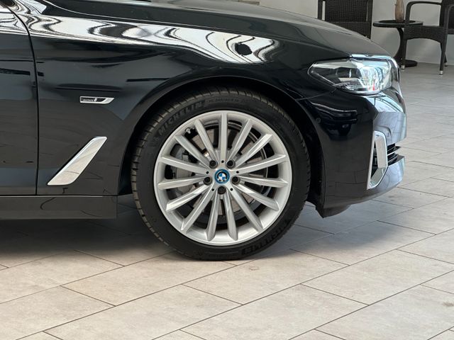 BMW 530 2022 BLACK Gebrauchtwagen - Galeriebild 5