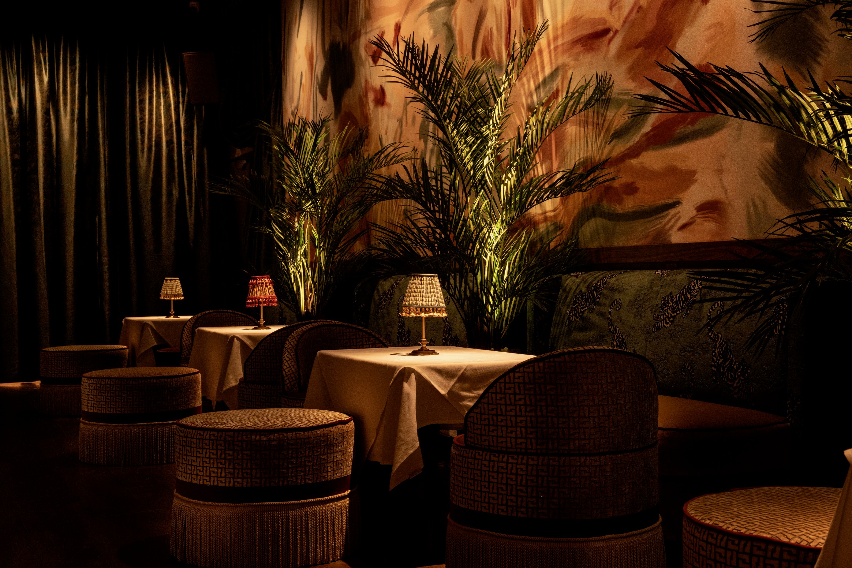 A third shot of the Le Bar Penelope Interior