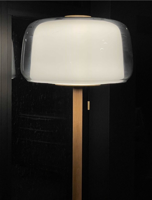 lampa w hotelu Villa Stara Apteka w Srebrnej Górze