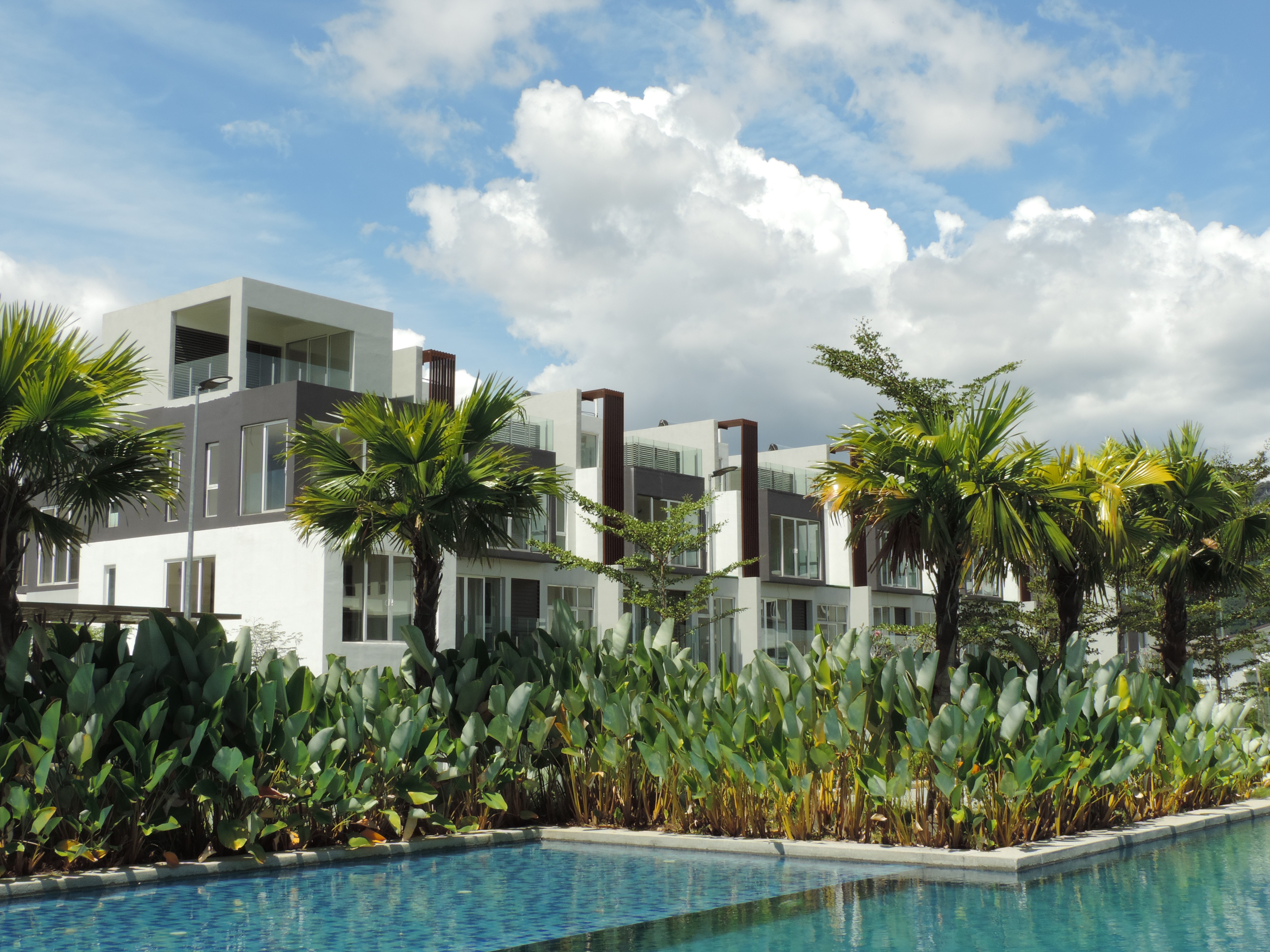 Exterior view of Hevea Kemensah project by Asima Architects