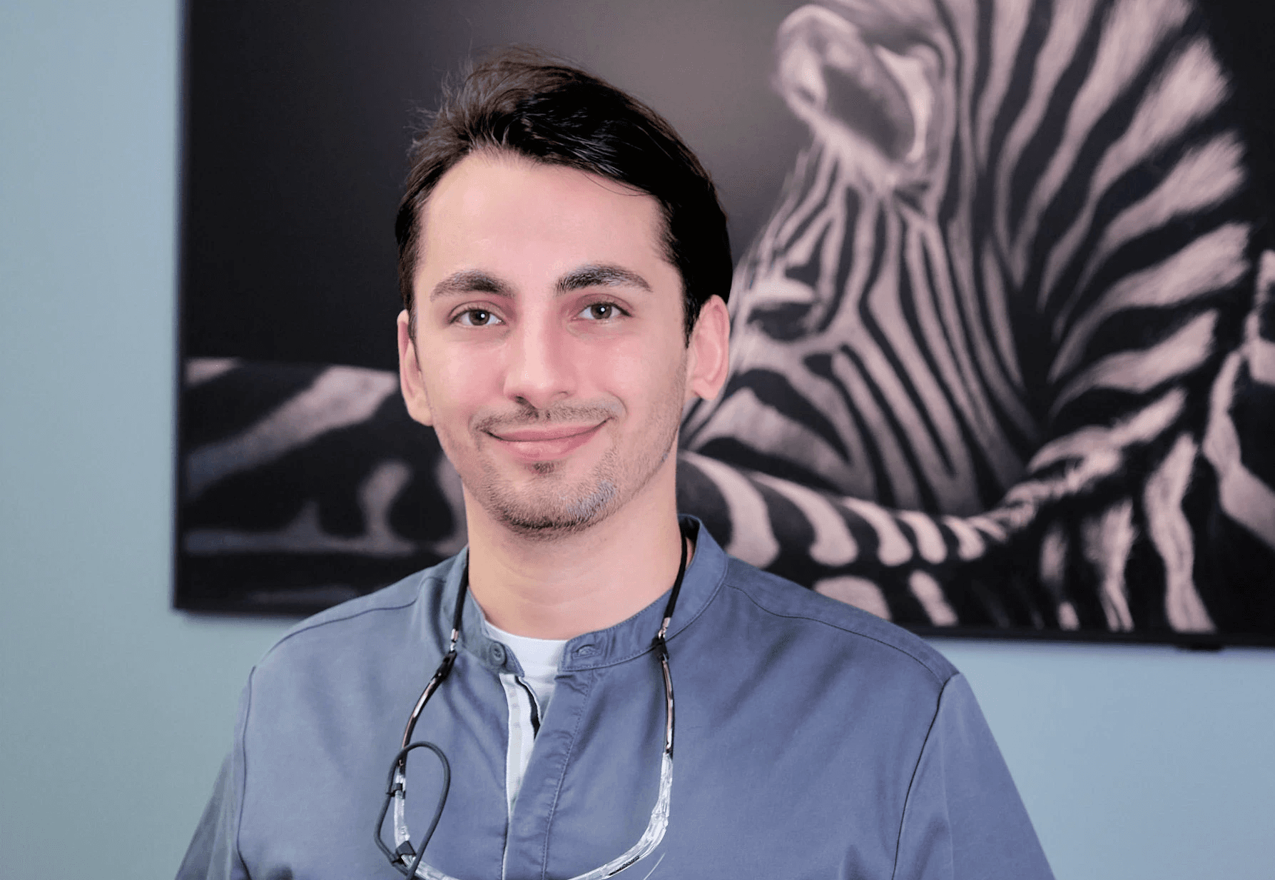 Zahnarzt-Stuttgart-Möhringen-David-Vazifehdan