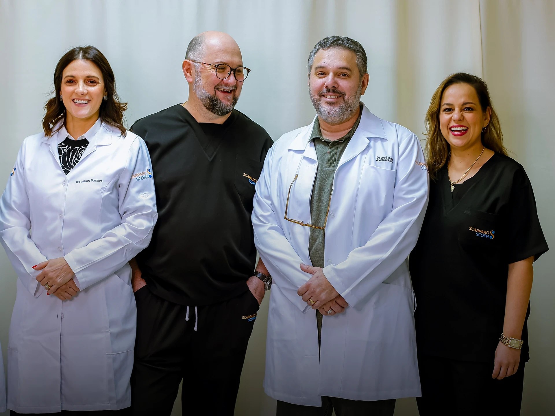 equipe de médicos do hospital scarparo